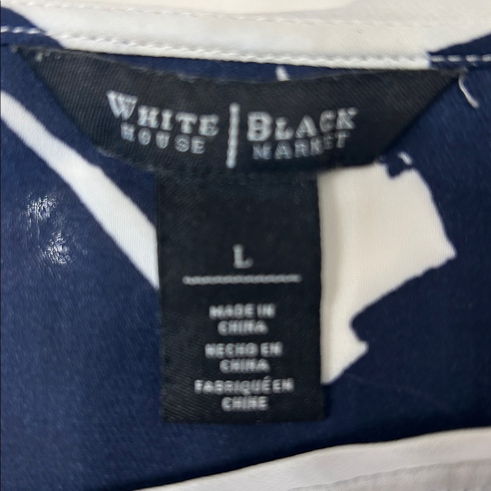 White House Black Market Navy and White Floral Blouse, Large, Sleeveless - Picture 5 of 6